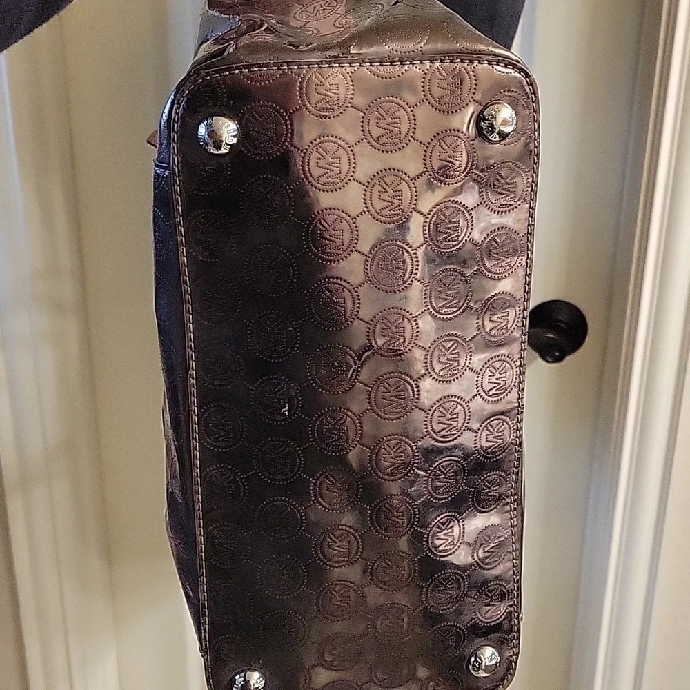 Michael Kors Shimmery Tote Bag - Picture 12 of 16